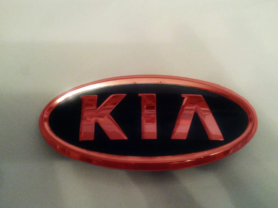 Kia Cerato 2 значок тормозной. Kis Cerato 2 значок тормозной. Значок на Kia Cerato 1. Значок Kia красный. Значки киа сид