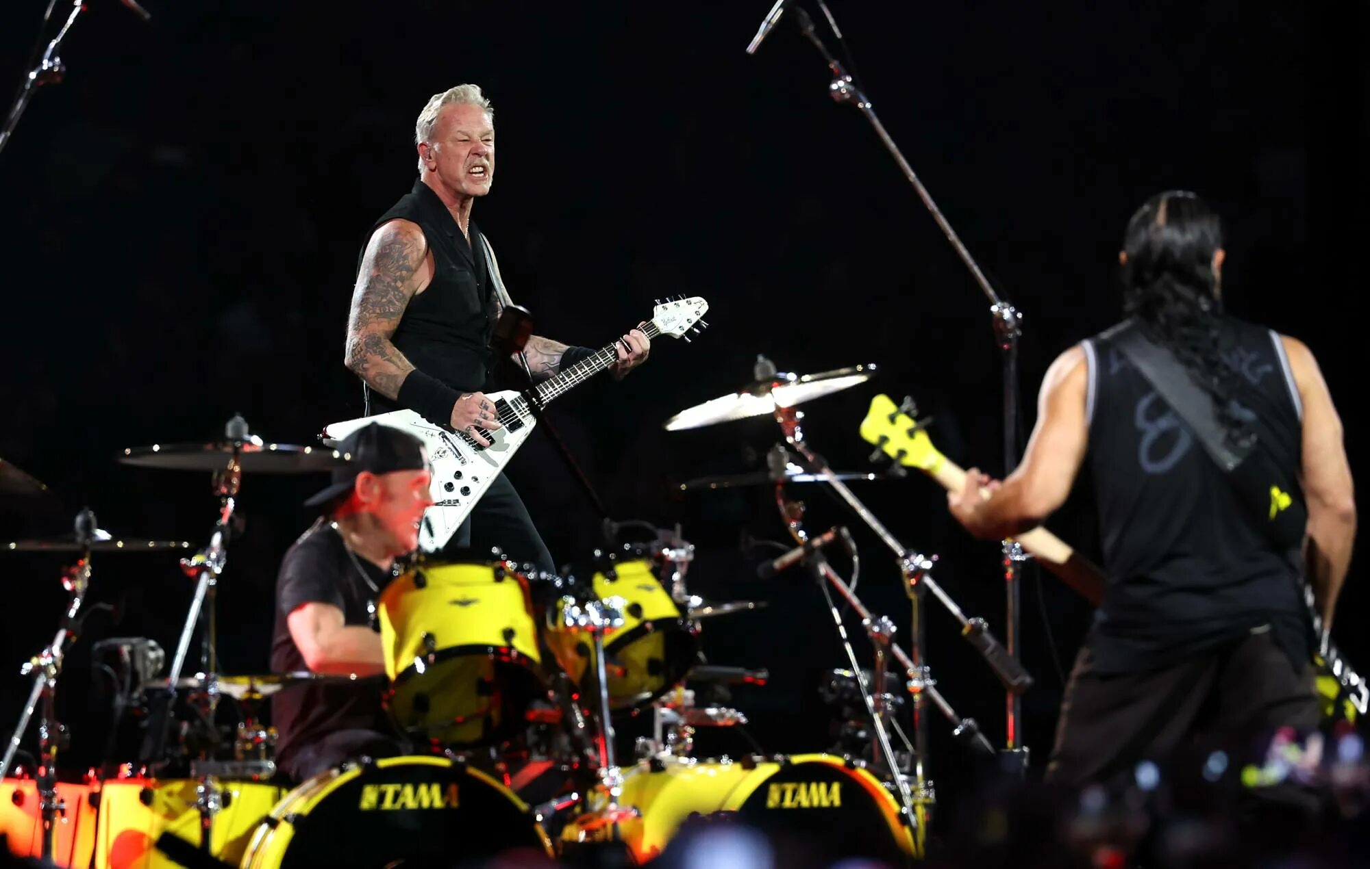 Концерт 2023 песни слушать. Хэтфилд 2023. Metallica ь 72concert 2023. Lars Ulrich and James Hetfield. Metallica Concert 2023.