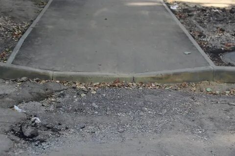 Заезд на тротуар
