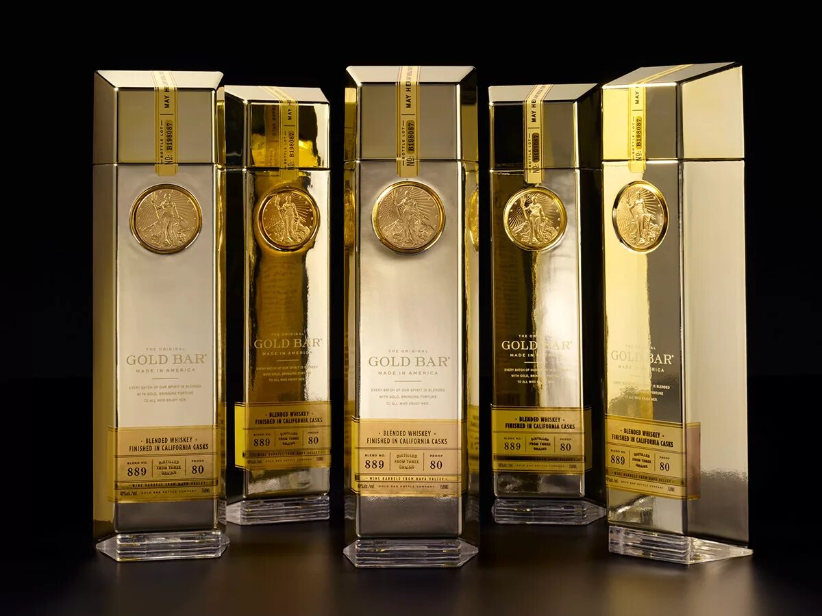 Gold золото отзывы. Gold Bar виски. Gold Bar Premium Blend. Gold Bar Gold-finished Whiskey. Scotch Gold виски.