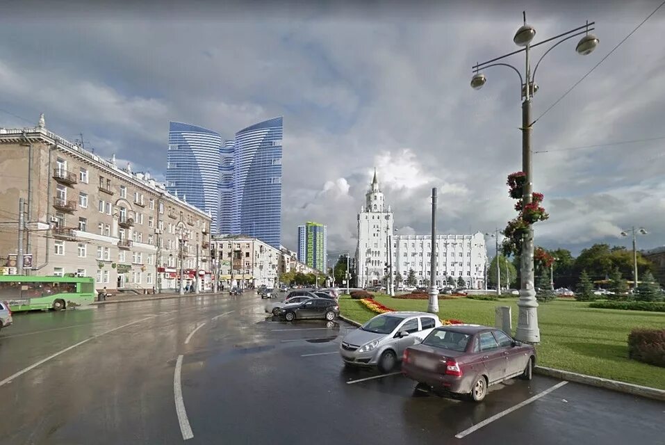 Небоскреб сатурн-р пермь. Высотки перми. Небоскребы пермь сити. Современная пермь пермь-сити. Высотки новый центр пермь.