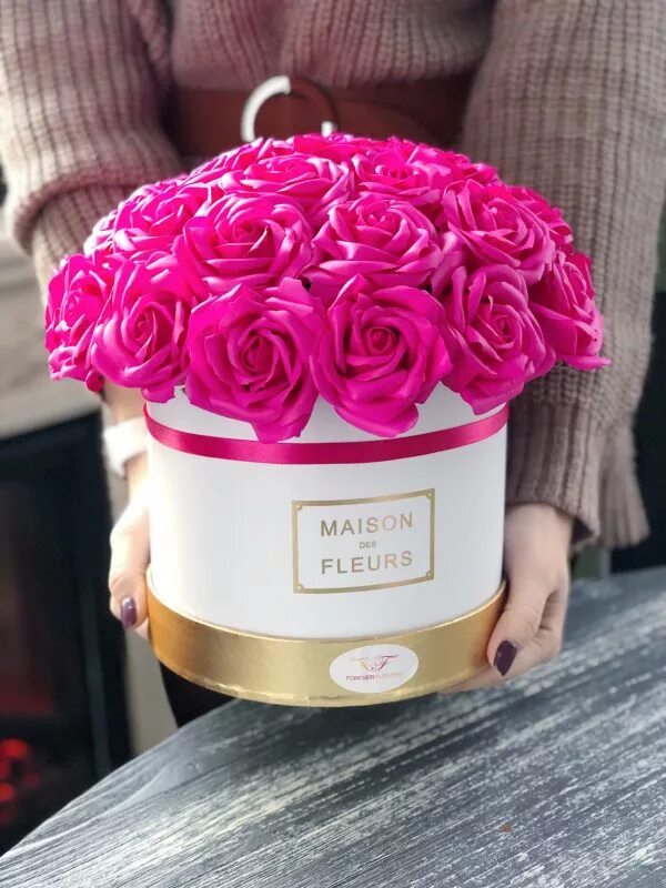 Мыльные розы в шляпных коробках. Мыльные розы в коробке. Мыльные розы в шляпной коробке. Мыльные розы в шляпной коробке. Мыльные розы букеты в коробках.