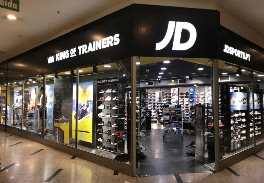 Jd sports. Jdsports. JD Sport. Клайпеда магазин JD Sports. Jdsports что это за магазин.