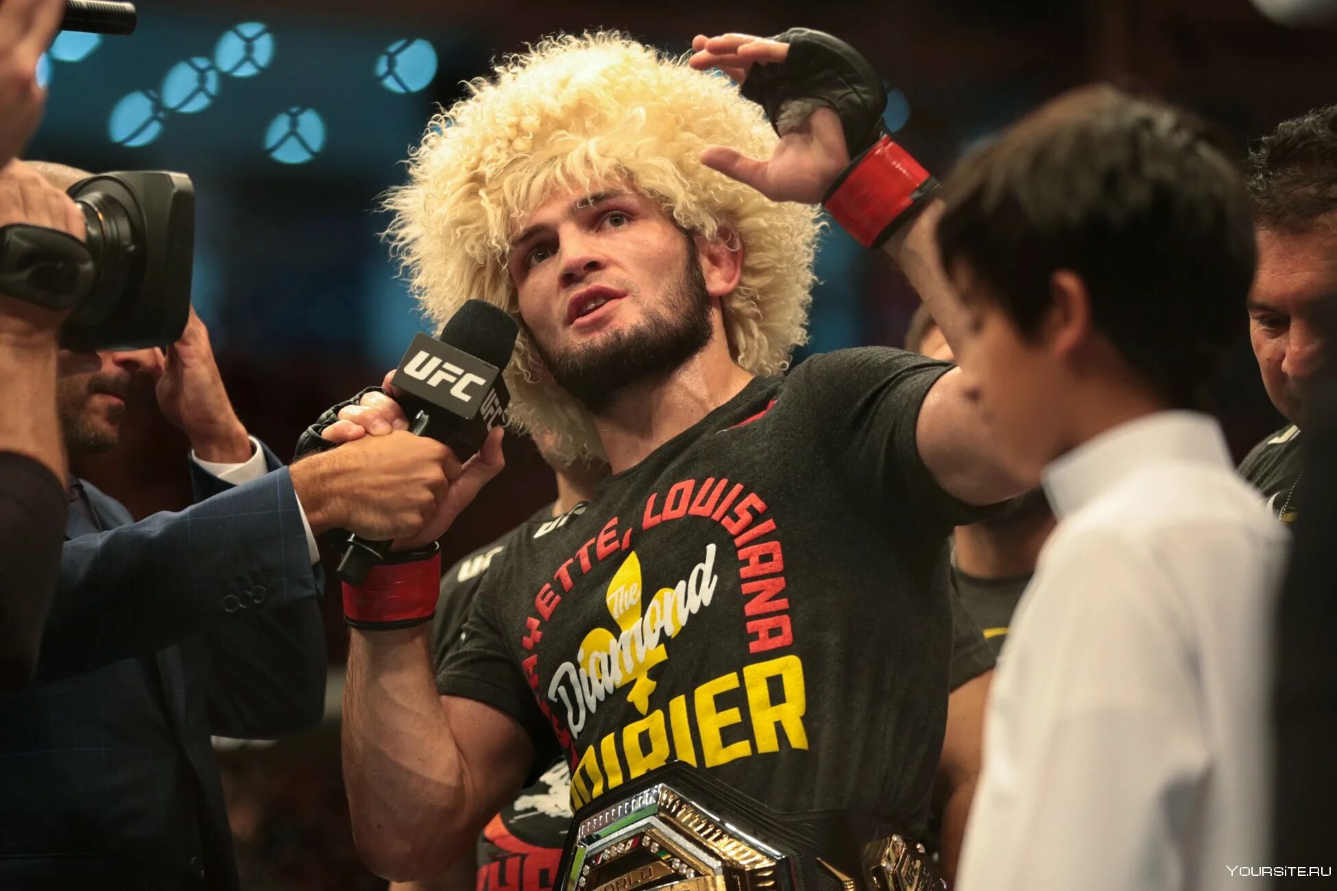 Нурмагомедов абдулхамид боксер. Хабиб нурмагомедов. Боец юфс хабиб нурмагомедов. Хабиб нурмагомедов. Номер хабиби.