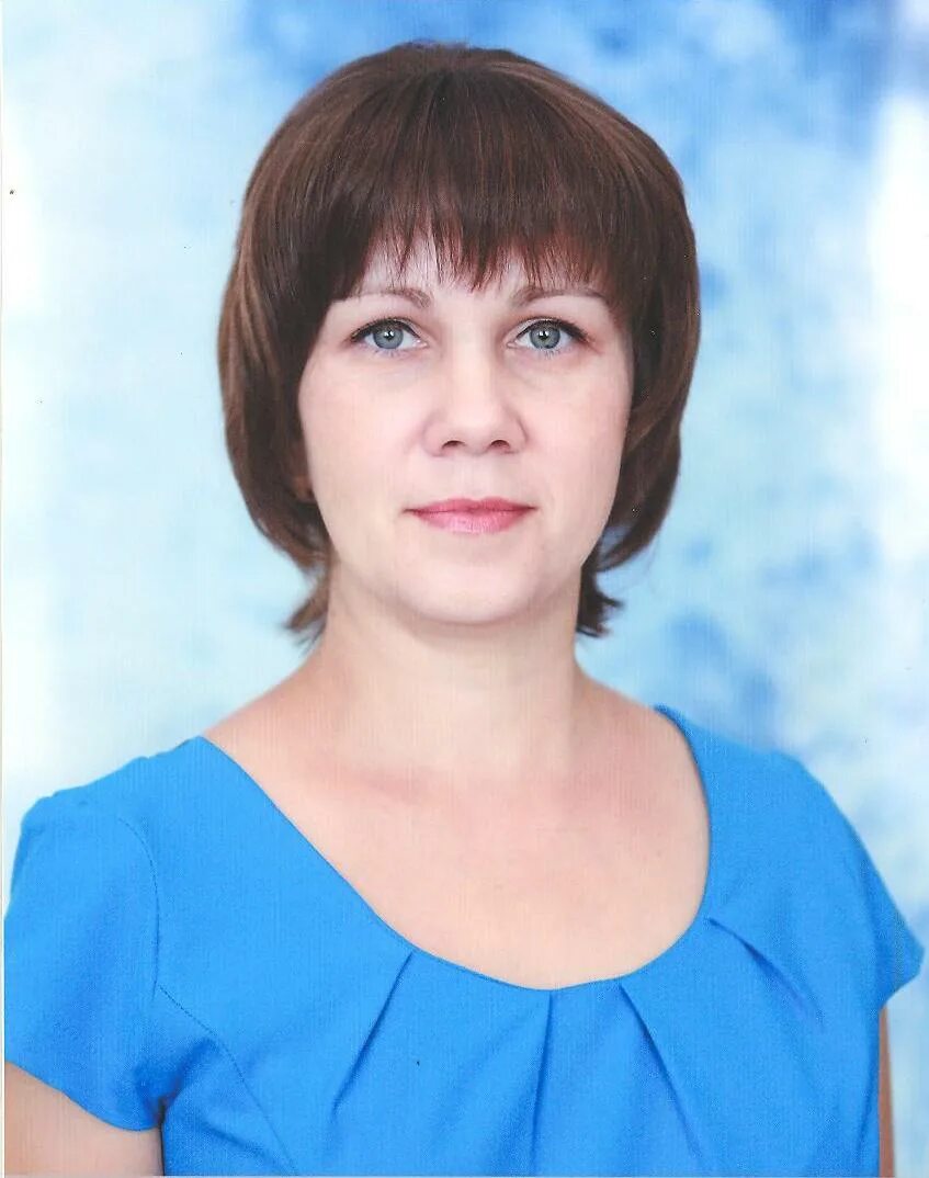 Учитель химии валентина михайловна. Гимназия 2 чебоксары учителя. Кузьмина ирина алексеевна игхту. Лазаренко татьяна николаевна игхту. Учитель химии иваново.