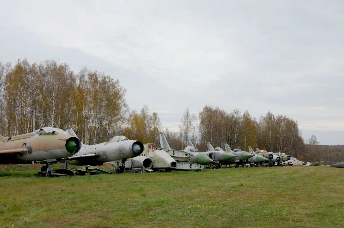 Медынь типичная. Медынь музей военной техники. Медынь музей военной техники. Медынь подслушано. Кирова, д.