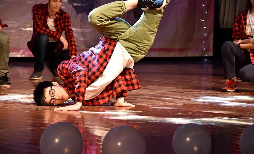 Performance entertainment