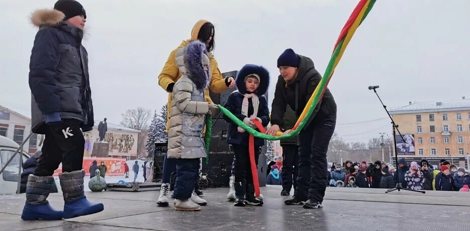 Рубцовск зима. Проводы зимы в рубцовске. Проводы зимы в рубцовске. Масленица на площади куйбышева 2024. Масленица в рубцовске.