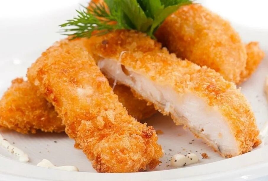 Курица в панировке как называется. Шницель куриный. филе в панировке. куриное филе в панировке. шницель рыбный.
