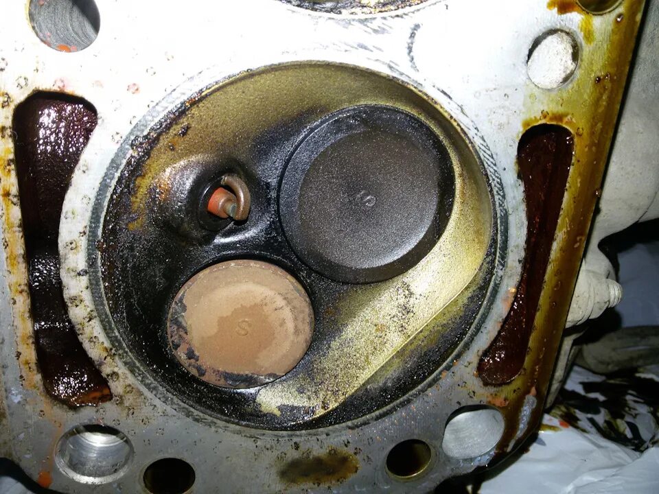 3 гнет ли клапана. 3 гнет ли клапана. Как гнет клапана на mitsubishi carisma 96 года. 3 гнет ли клапана. Загнутый клапан.