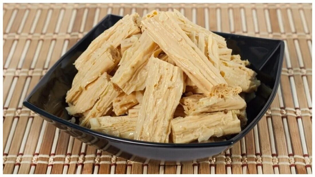 Почему спаржа соевая. Спаржа соевая фучжу 500гр, 18шт/кор. Спаржа по-корейски фучжу. Спаржа соленья. Спаржа фучжу.