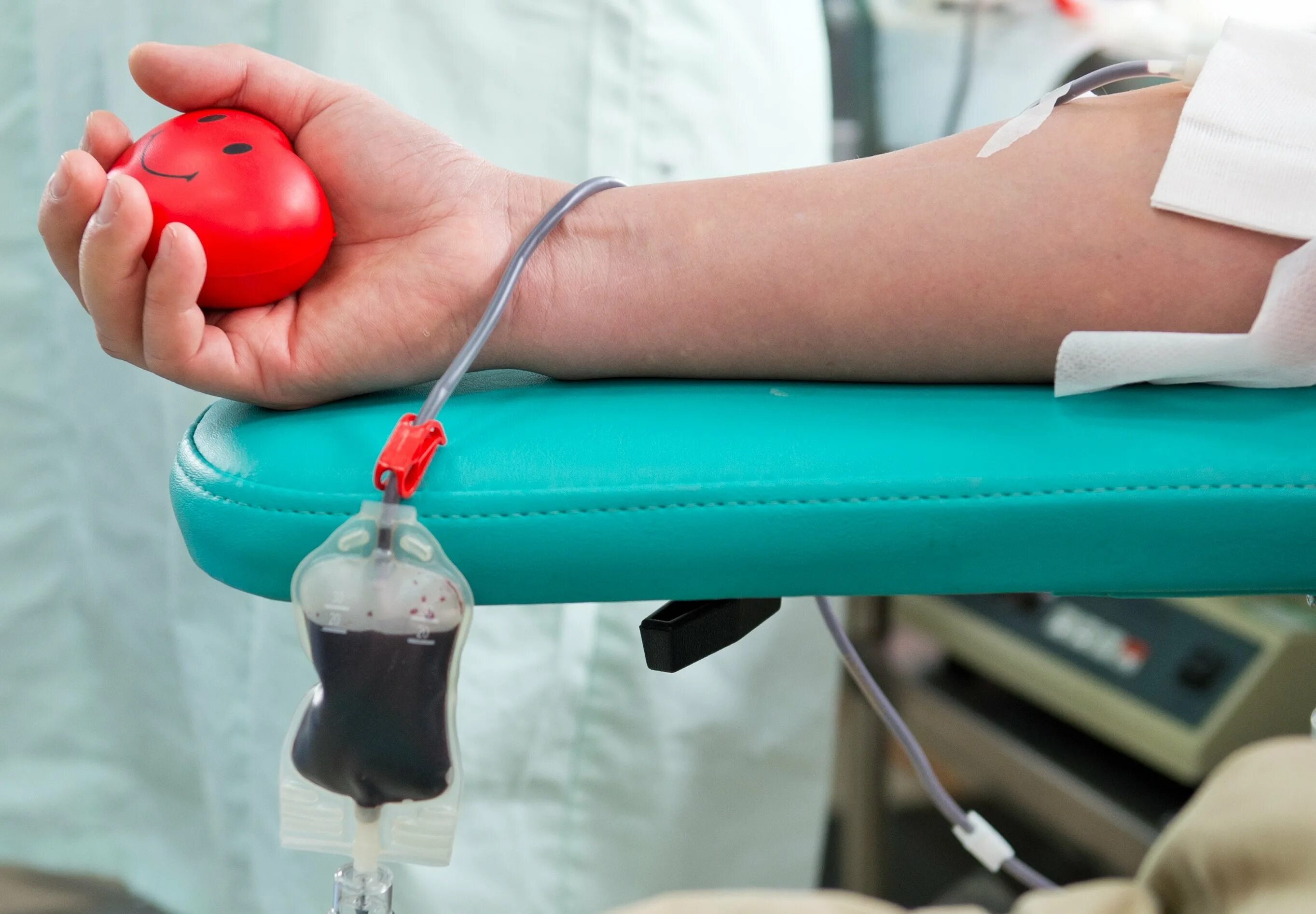 Донорство крови. Переливание крови донор.