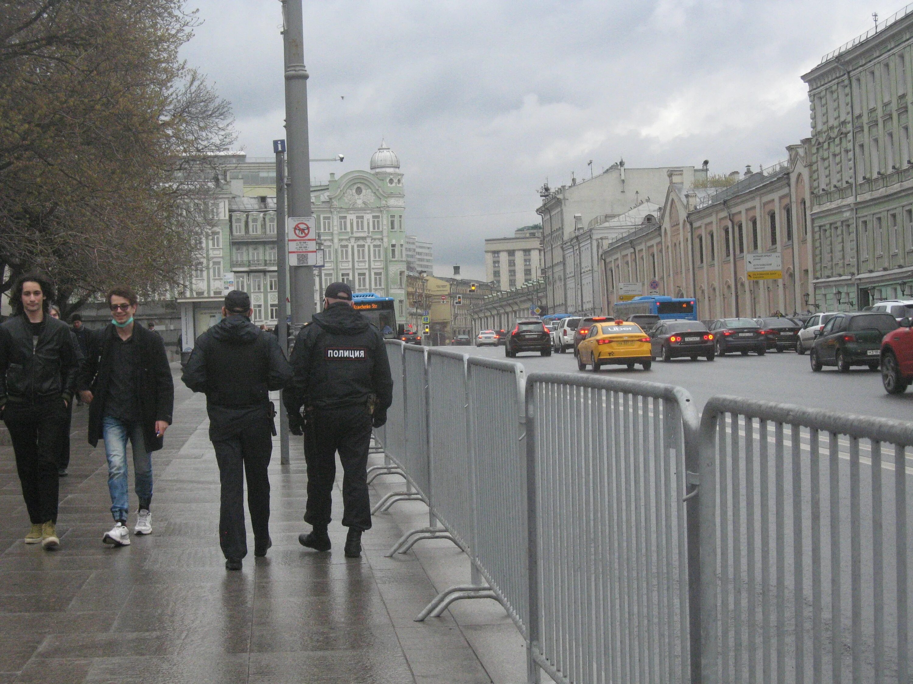 Митинг в москве 1. Митинги 21.04.2021 в Москве. Митинги в Москве 21 апреля 2021. Москва амитинг апрель 2021. Митинг в Москве.