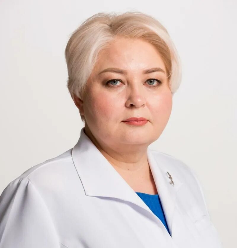 Министр здравоохранения республики саха. Министр здравоохранения якутии афанасьева. Лена борисова якутия. Елена борисова якутия. Лена афанасьева якутск.