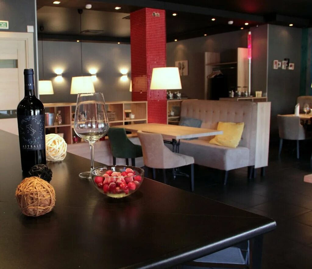 Клюква, великий новгород, улица попова. Клюква великий новгород. Ресторан клюква волгоград. Кафе клюква зеленодольск. Столовая клюква нижегородская.