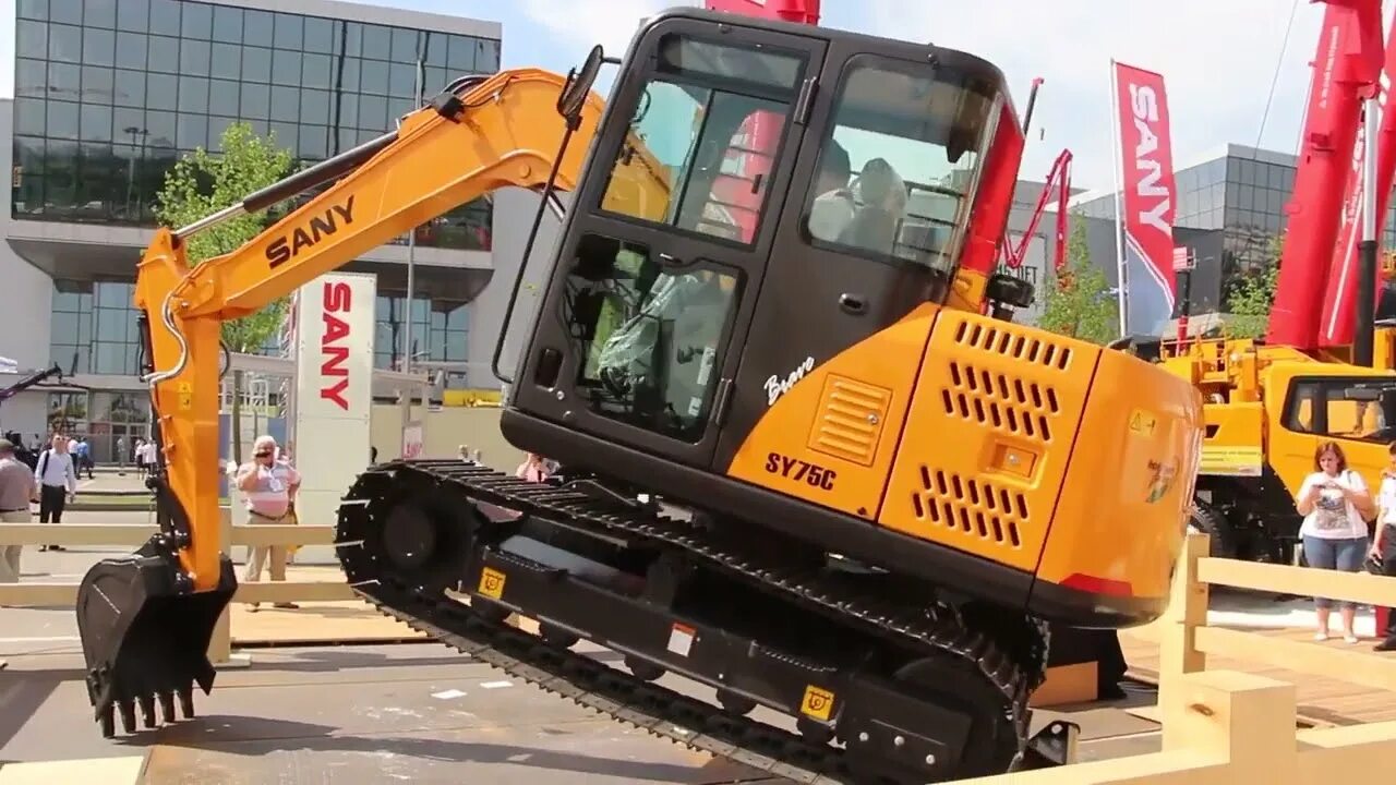Sany sy500h. Экскаватор sany 75. Экскаватор sany 75. Гусеничный экскаватор sany sy75c. Sany 75 экскаватор гусеничный.