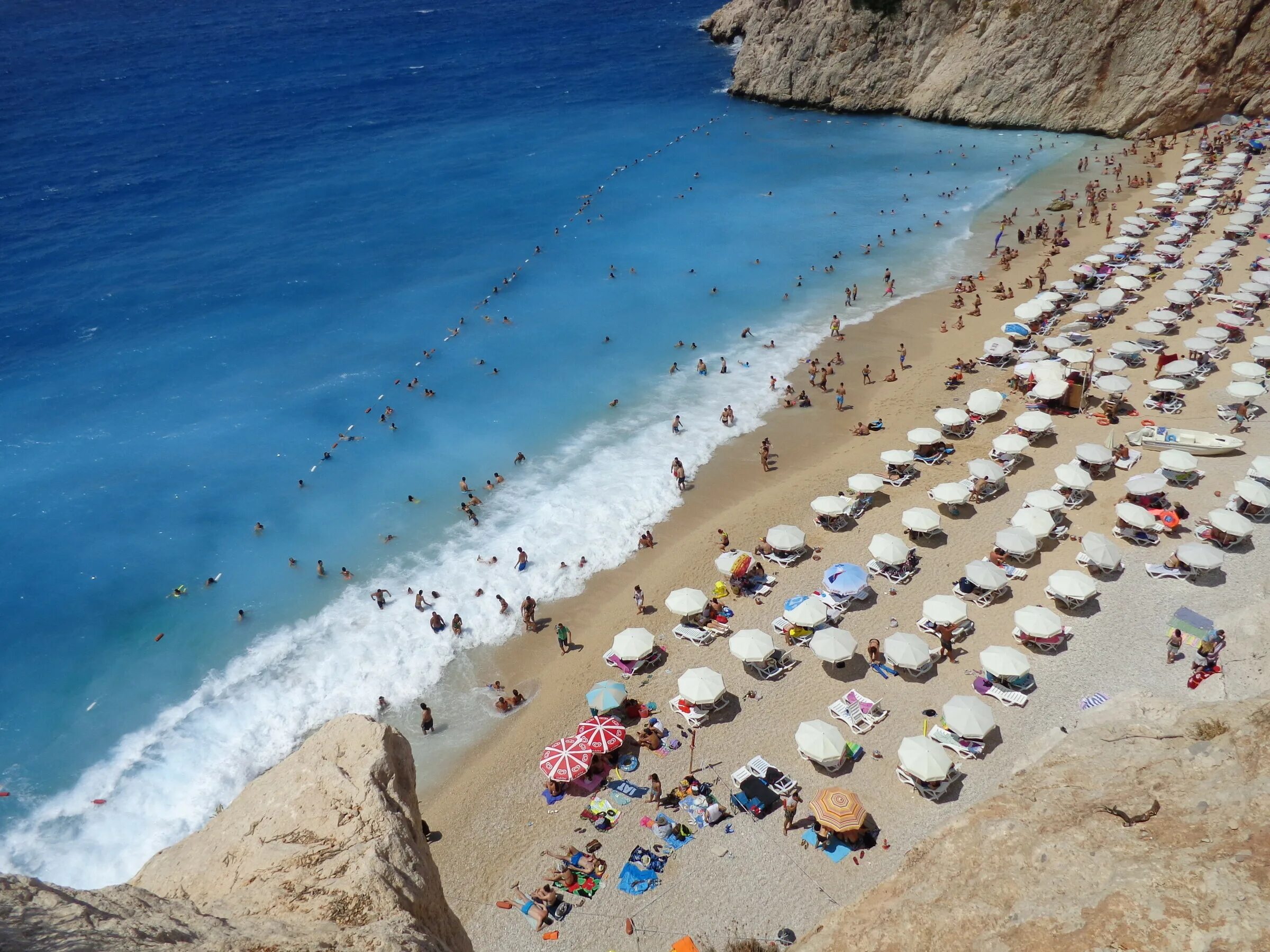 Antalya beach. Пляж Капуташ (Калкан). Каш пляж Капуташ. Каш Калкан пляж Капуташ. Пляж Капуташ Турция.