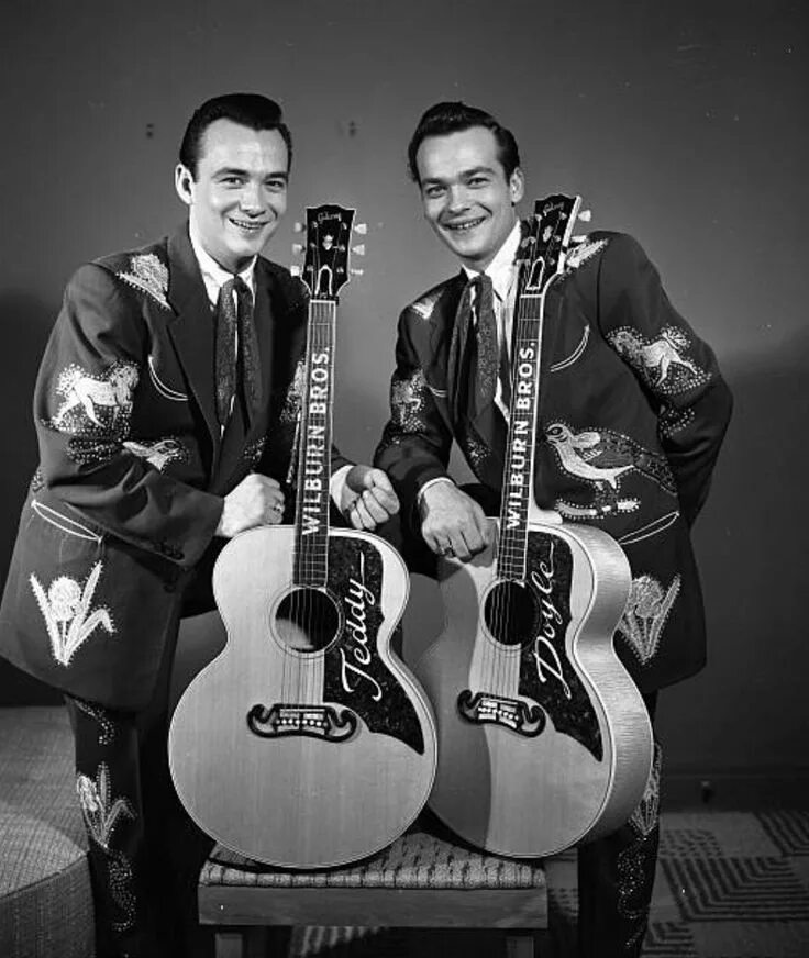 Brothers country. Wilburn Davic. The Wilburn brothers. The Wilburn brothers фото. Кантри 1960 музыка.