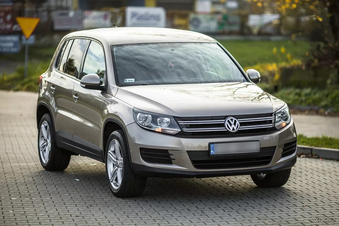 VW Tiguan 2010. Фольксваген Tiguan 2010. Фольксваген Тигуан 2010г. Tiguan 4x2. Volkswagen tiguan комплектации