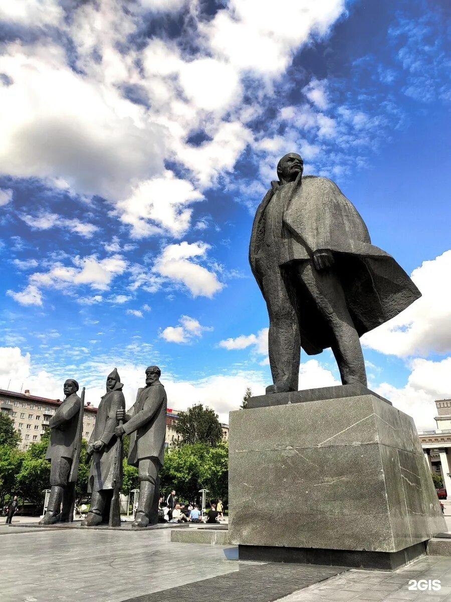 Памятник ленину в новосибирске. Памятник на площади ленина новосибирск. Ленин в новосибирске. Памятник ленину в новосибирске. Памятник ленину в новосибирске.