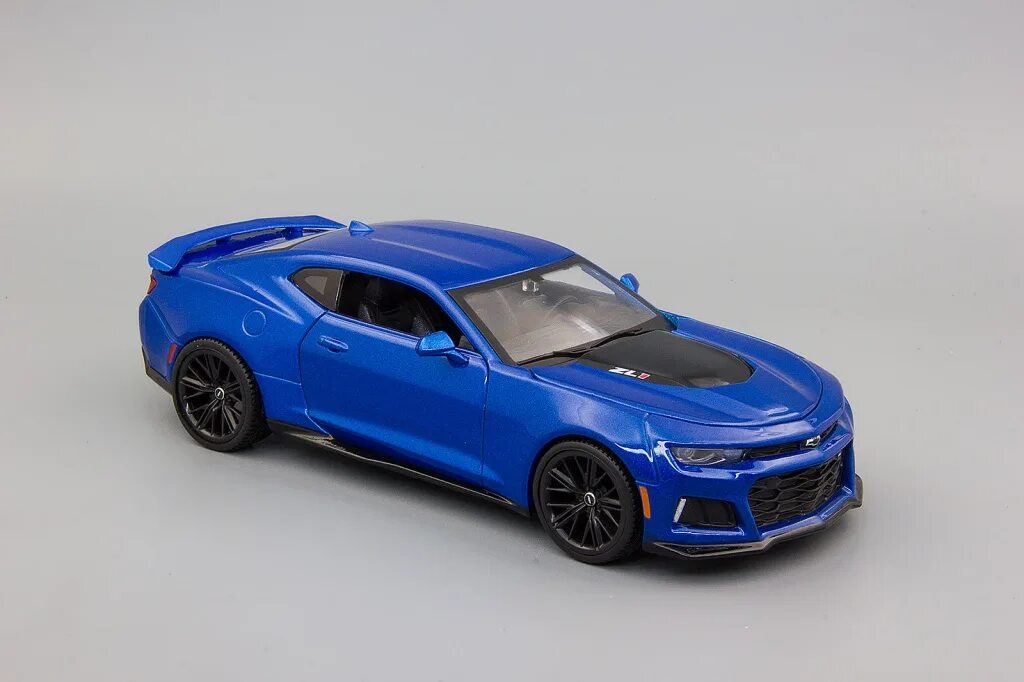Модель синяя. Chevrolet camaro zl1 1-43. машина kinsmart 1:38 camaro zl1 2017. chevrolet camaro zl1 модель на управлении. smart моделька синяя.
