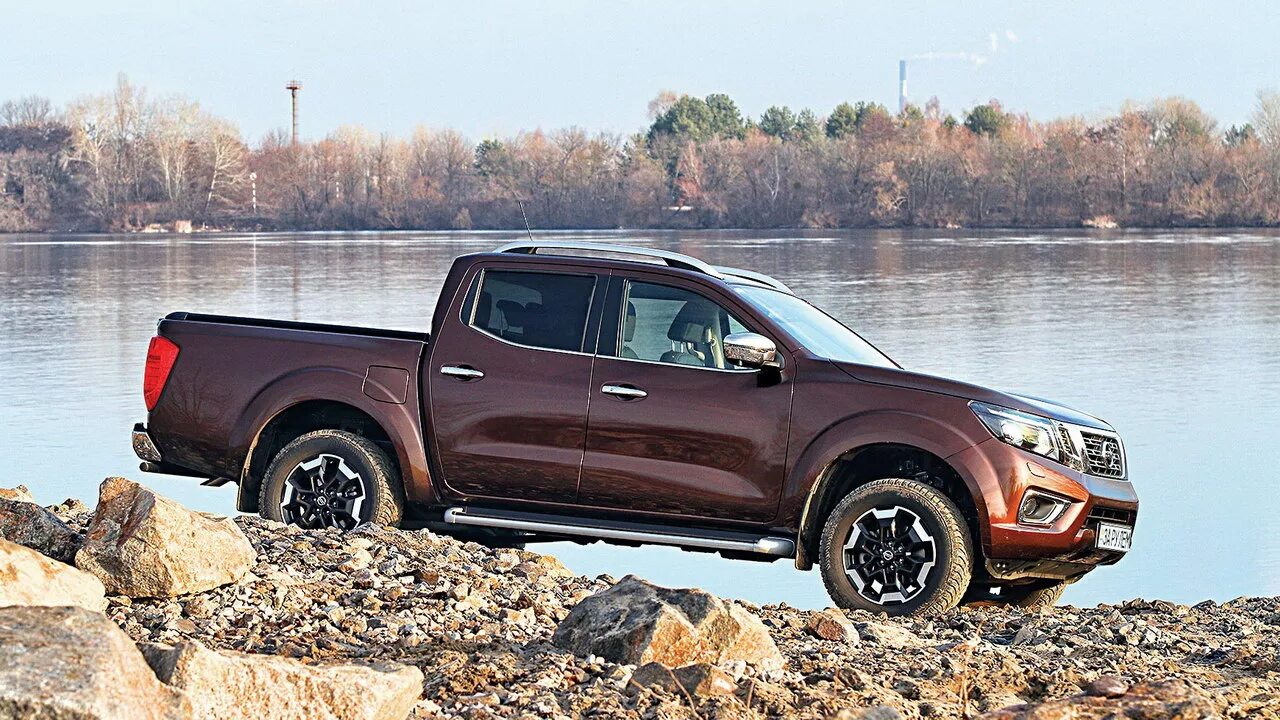 Полный привод навара. Nissan пикап Navara. Ниссан Навара 2021 полный привод. Ниссан Навара 2022 с кунгом. Дорожный просвет Навары.