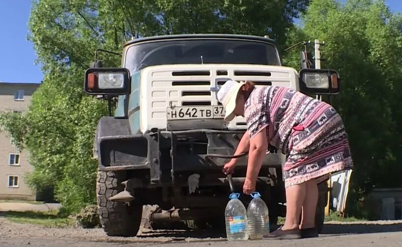 Погода родники 3 дня. Вода в Родниках Ивановской области. Шанин Родники Ивановская. Витя Суслов Родники Ивановской области. Город Родники Ивановская область день города.