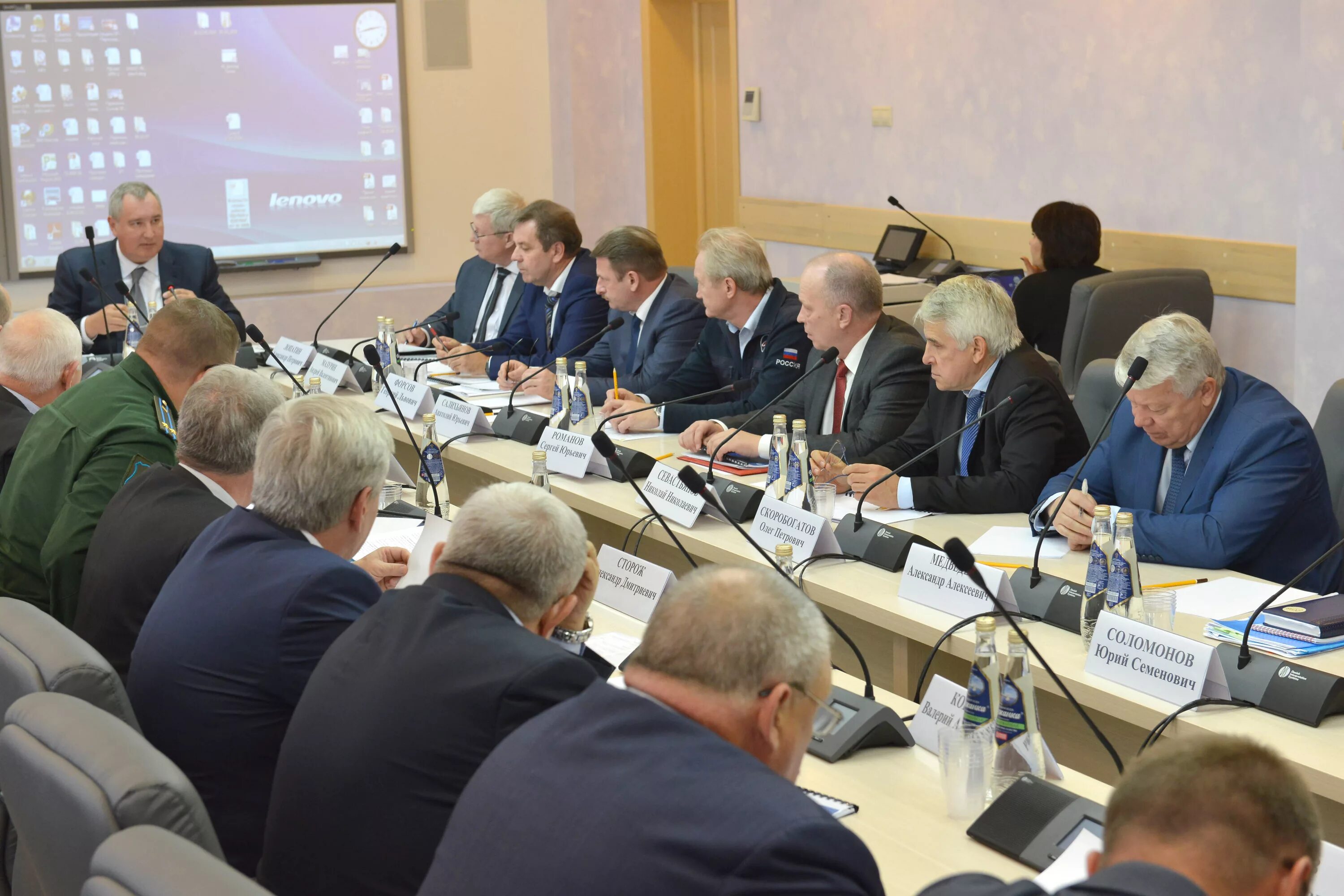 агошков роскосмос. гугушкин сергей николаевич роскосмос. роскосмос космодром восточный. глава роскосмоса 2022. роскосмос скандалы.