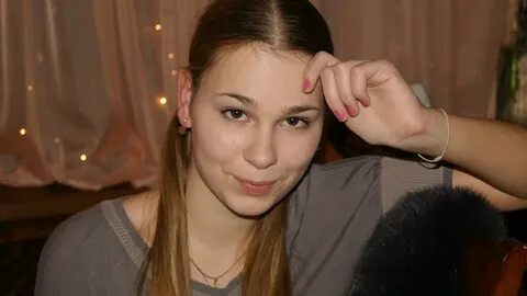 Сколько ангелине волк