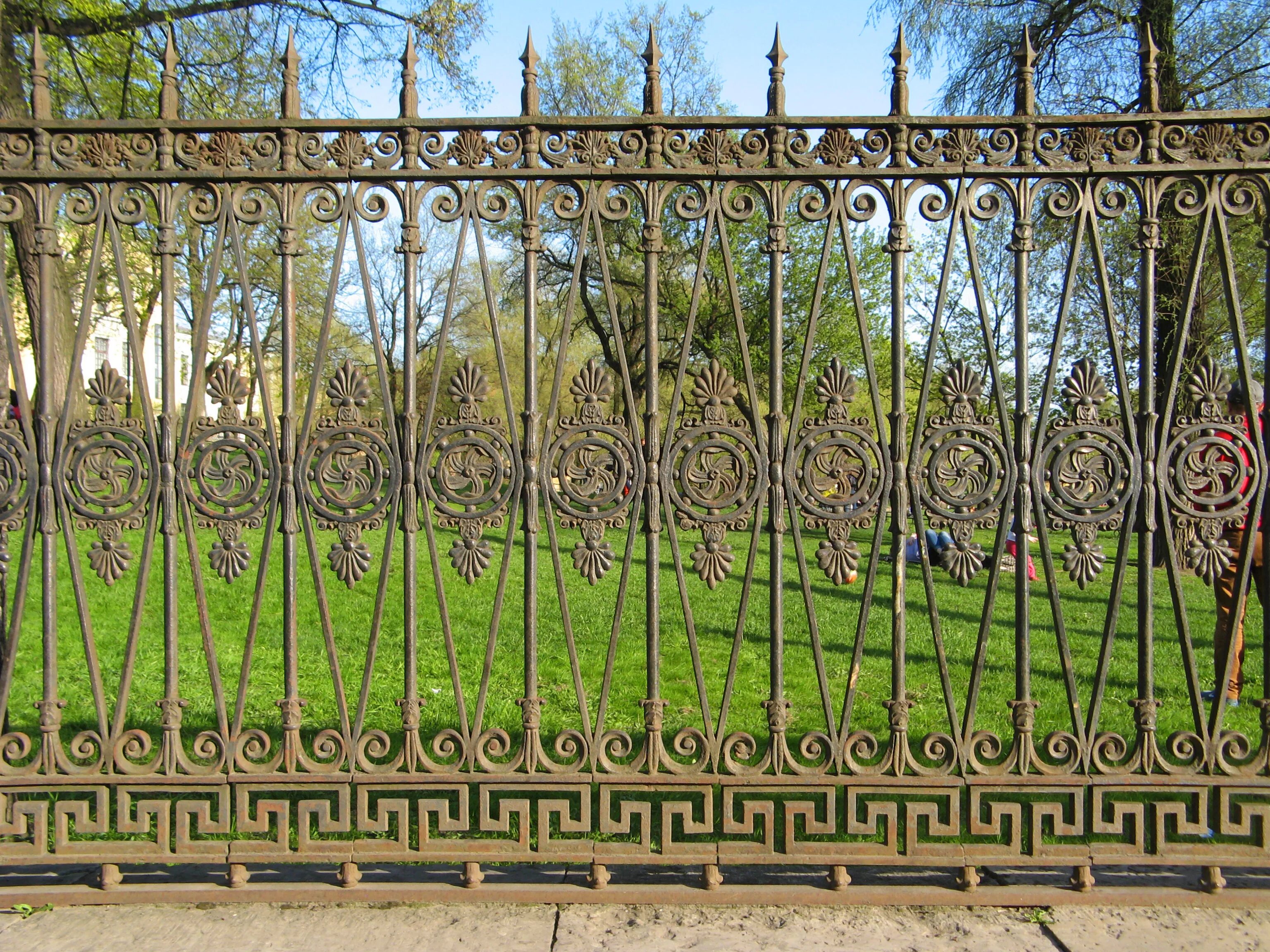 Металлическое ограждение для дворца века фото Railings of St. Petersburg Дворцы, Санкт петербург, Решетки
