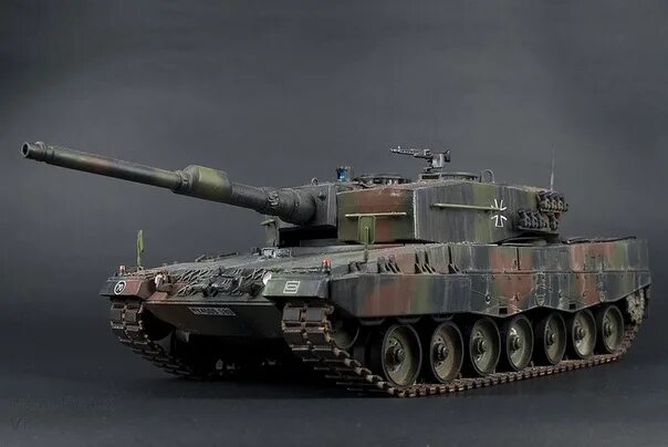 Леопард 2 модели. Леопард 2а4 модель. леопард 2. leopard 2a4 модель. леопард 2а6 135.