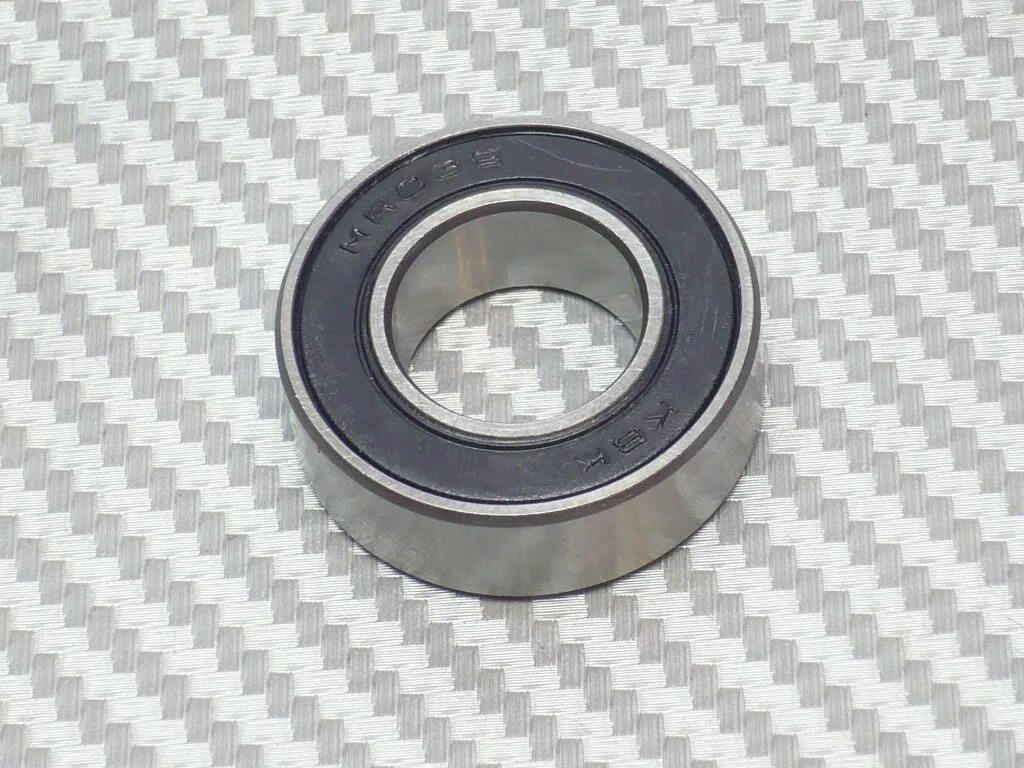 Какие подшипники подходят. Каретка для велосипеда на 203 подшипнике. Какие подшипники подходят. Ремкомплект подшипники 6205 и 6206 сальник 37x66x9. Подшипник ba2b 633667 30*60*37 brg500un индезит c00255119/c00026298.