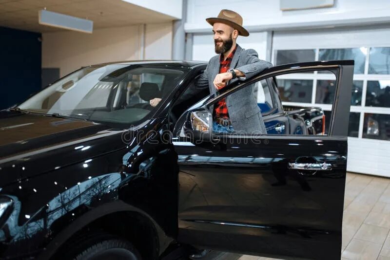 Девушка в шляпе в кабриолете. Hat man. The car in the hat. Майк паттон милиционер. Блондинка и автомобиль.