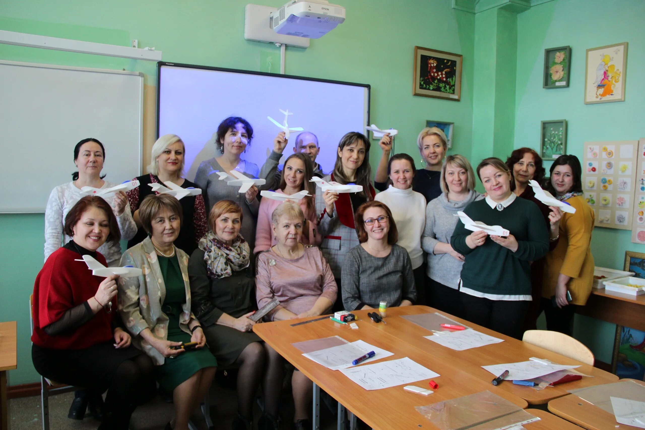 учитель 3 тысячелетия. дворец творчества юных педагоги. педагоги дворца творчества им крупской новокузнецк. дворец крупской новокузнецк. дворец творчества уфа.