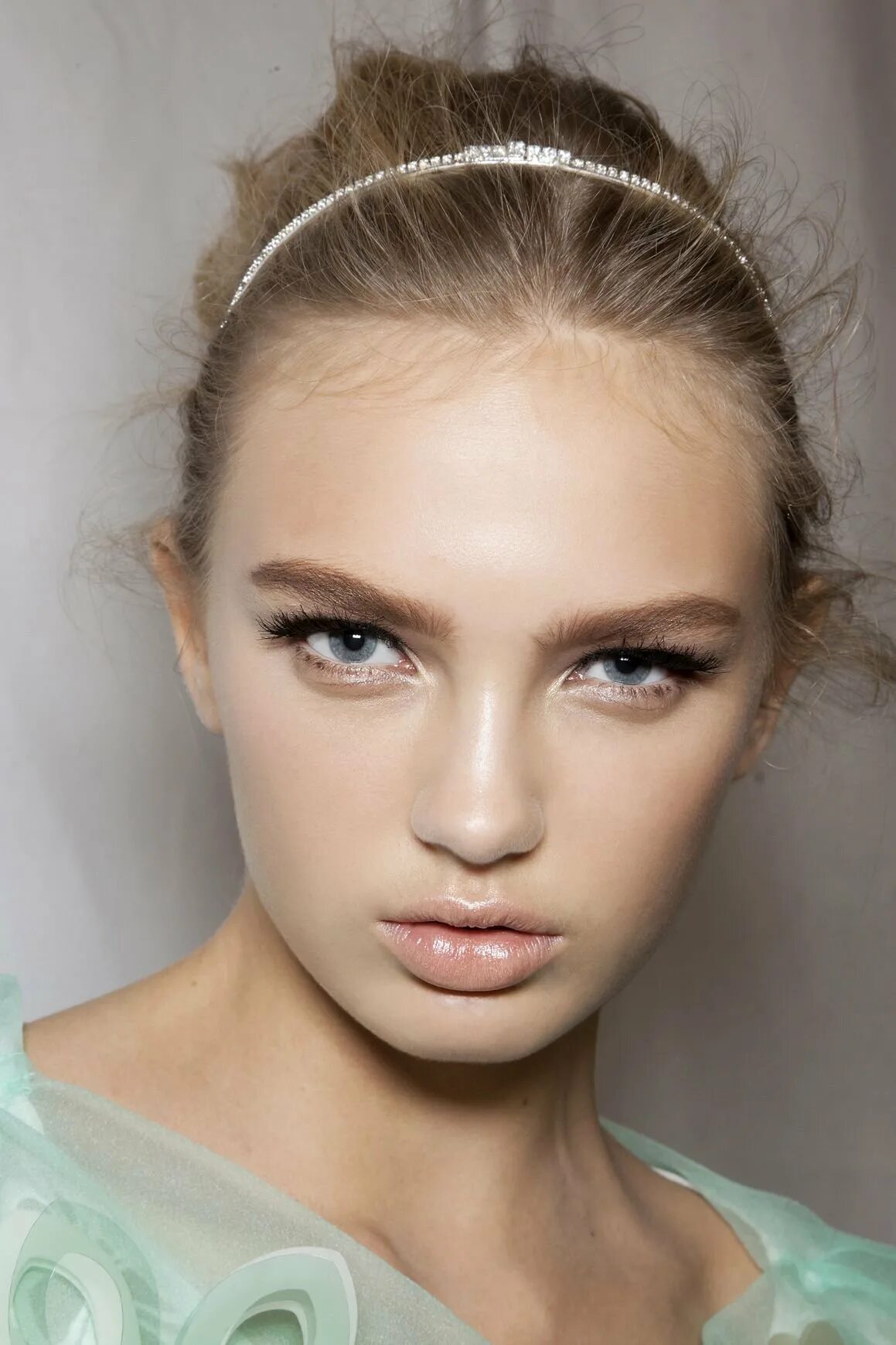 Baby face лицо. Бэби фейс макияж. типаж беби фейс. макияж для девочки подростка. беби фейс лицо.