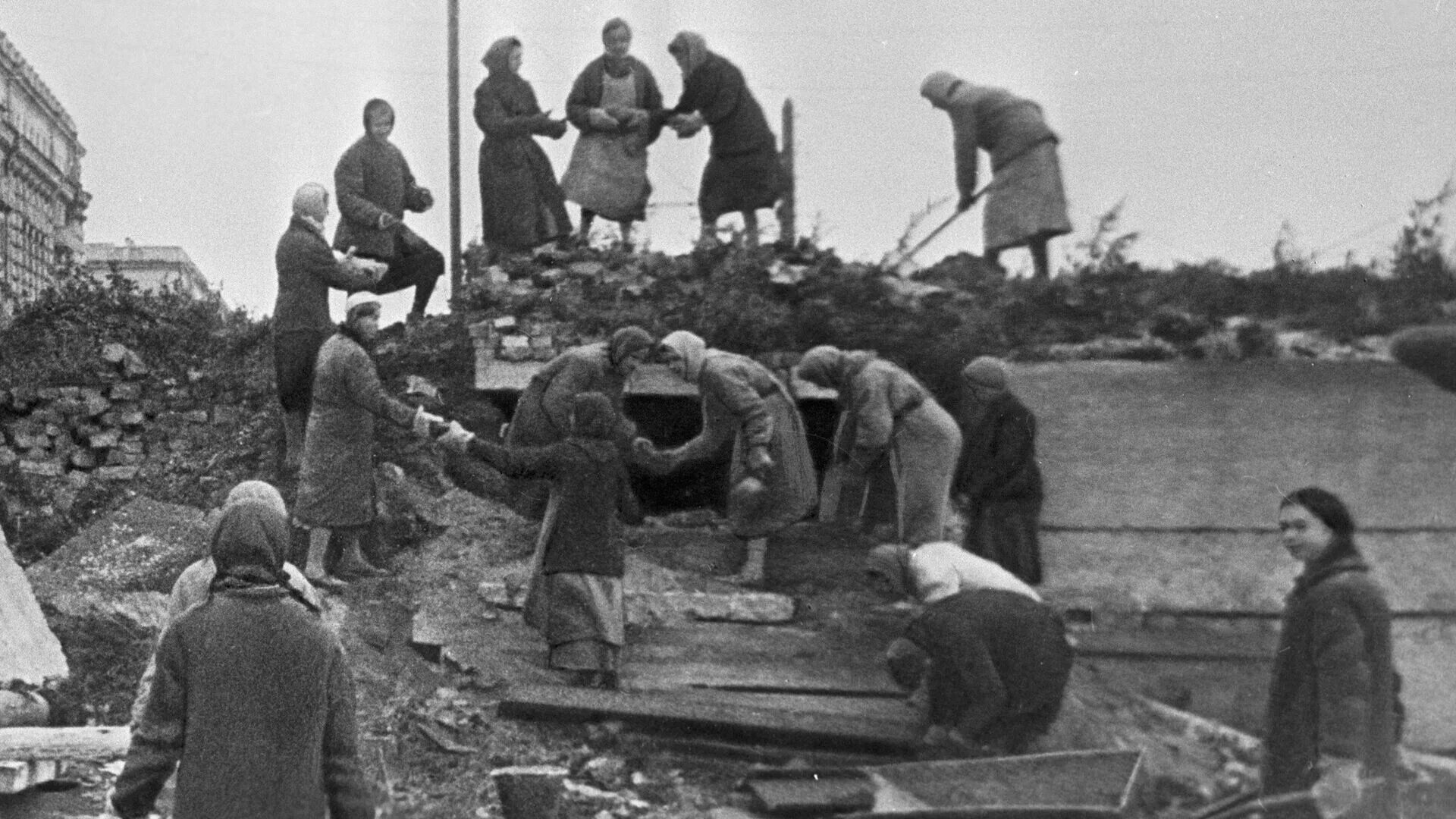 Жизнь во время войны и после. Блокада Ленинграда голод разруха.