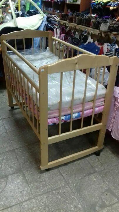 кроватка детская с маятником и ящиком и комодом ульяна-2. кроватка с маятником продольным березка. авито детские товары. авито детская кровать. авито детские товары.