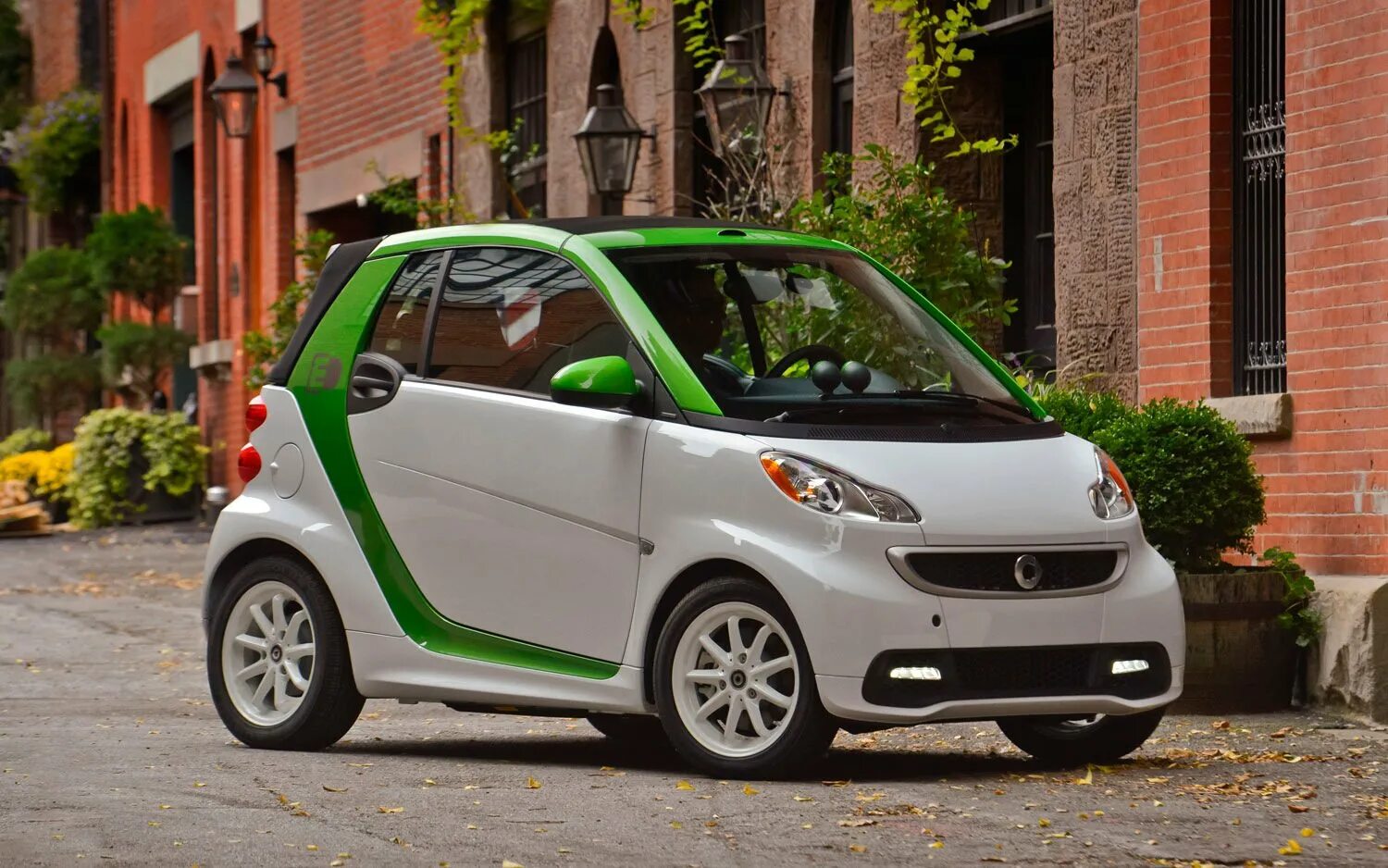 Smile car