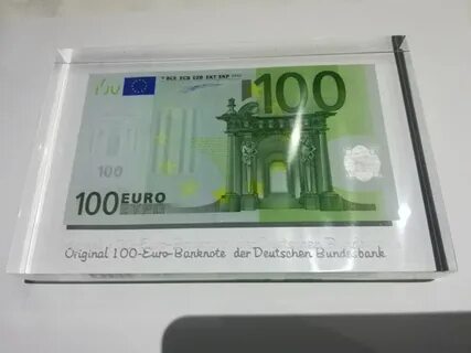 Евро было 100 рублей