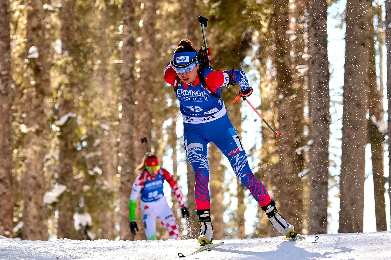 Чемпионат россии гонка преследования. Покажите сегодняшний биатлон женский.