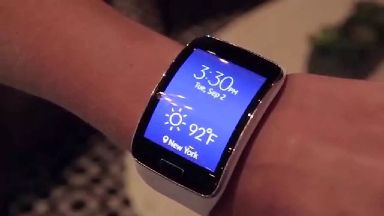 Samsung Galaxy Gear s SM-r750. Часы Samsung Galaxy Gear 1. Часы самсунг Galaxy Gear женские. Часы самсунг Galaxy 4. Часы самсунг звонки