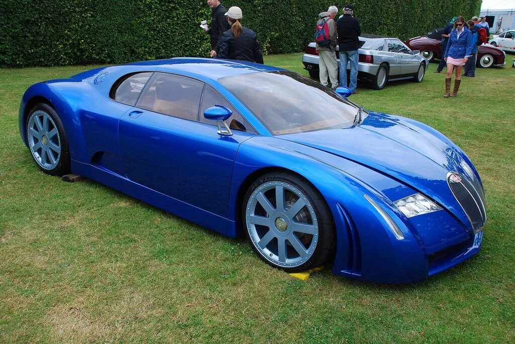 Bugatti 18/3 chiron concept. Бугатти вейрон и чирон. Bugatti eb218. Концепт bugatti chiron 1999. Бугатти 1999.