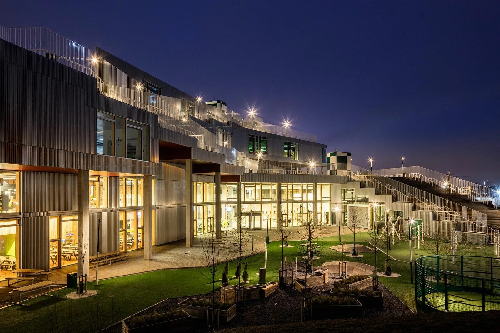 Красивая школа. Institut le rosey - самая дорогая школа в мире. Красивая современная школа. Современная школа. Le rosey, швейцария.