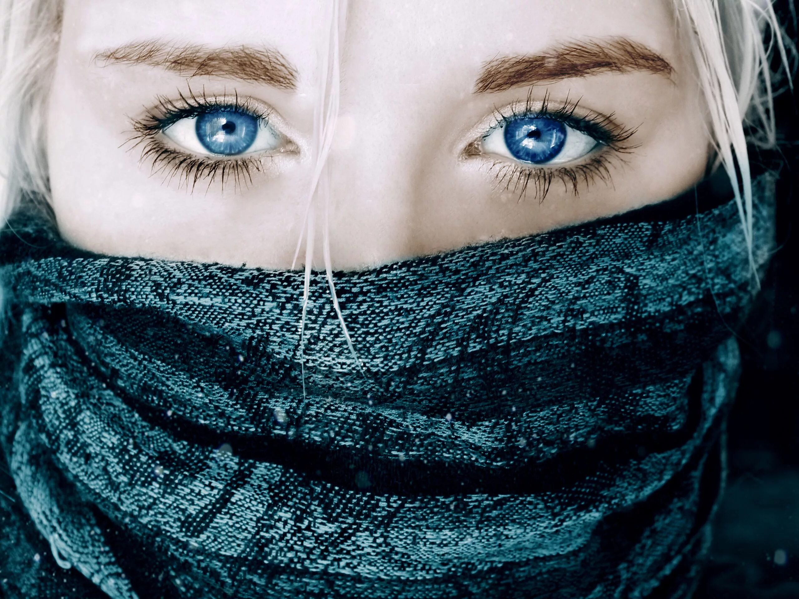Синие глаза. Голубые глаза. Красивые глаза. Люди с голубыми глазами.
