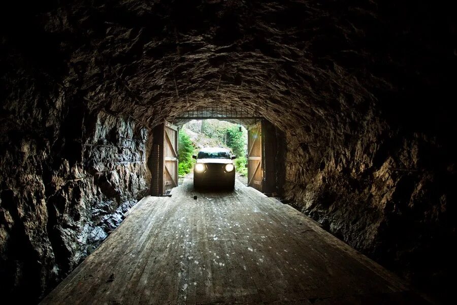 Горный комплекс шайенн. Бункер в карелии гора филина. Бункер в горе. Гора ямантау бункер. Гора шайенн бункер.