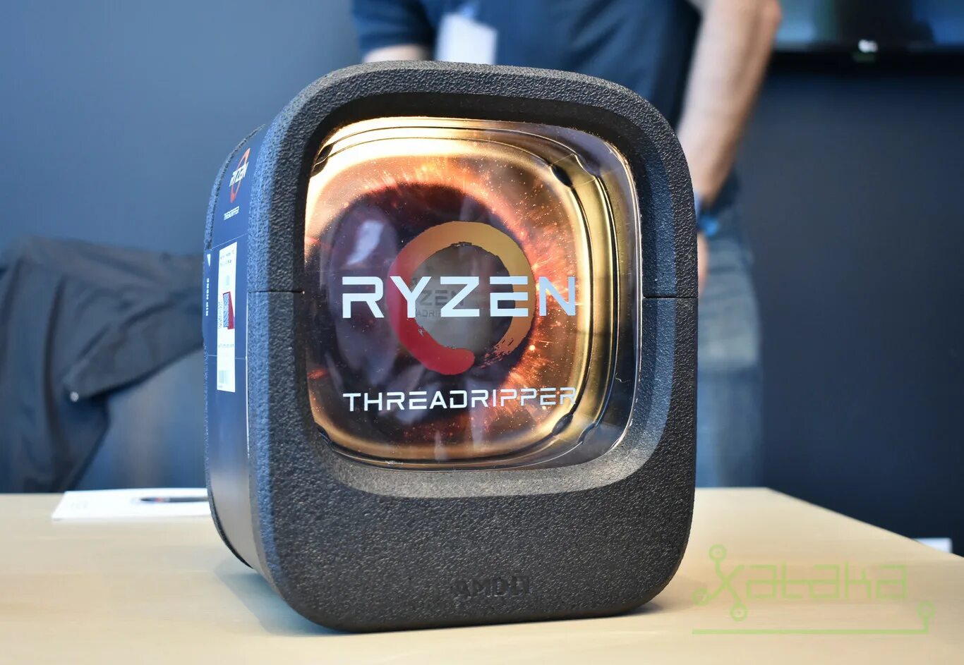 Threadripper 1900x. Amd ryzen threadripper 1900x tr4, 8 x 3800 мгц. Ryzen threadripper 1900x. процессор amd threadripper. самый дорогой процессор.