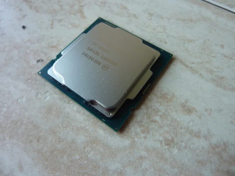 Интел 10100f. Intel Core i3-10100f. Intel Core i3-10100 OEM. Процессор Intel Core i3 10100, LGA 1200, OEM. Intel Core i3-10100 lga1200 OEM.