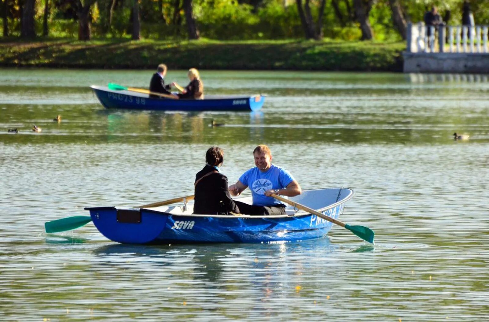 Прогулки в парке на воде