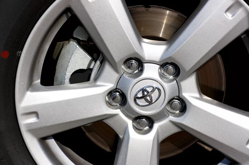 Литые диски тойота рав 4. Диски toyota rav4 r17. диски тойота рав 4 r16. диски тойота рав 4 r17. диски на тойота рав 4 17 радиус.