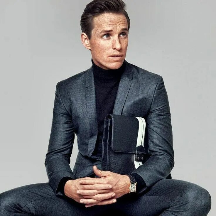 Оливер джексон-коэн. It snow oliver wear a suit today. Лудакрис. It snow oliver wear a suit today. Казах в деловом костюме.